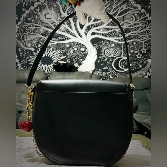 Vintage Furla soho Shoulder Bag Black Leather with Gold Accents new without tags - Picture 17 of 17